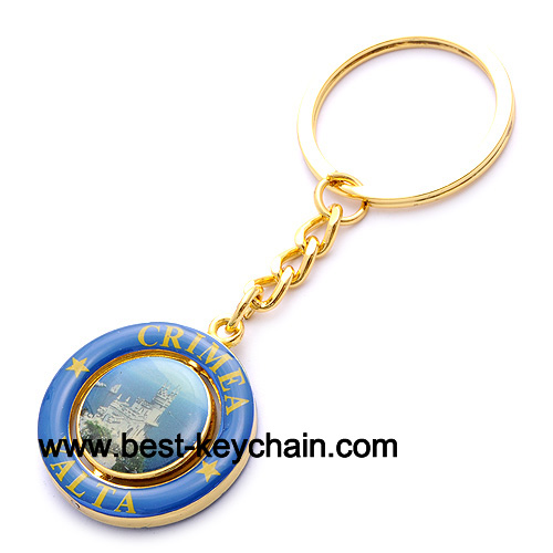 souvenir etal caimea yalta key chain
