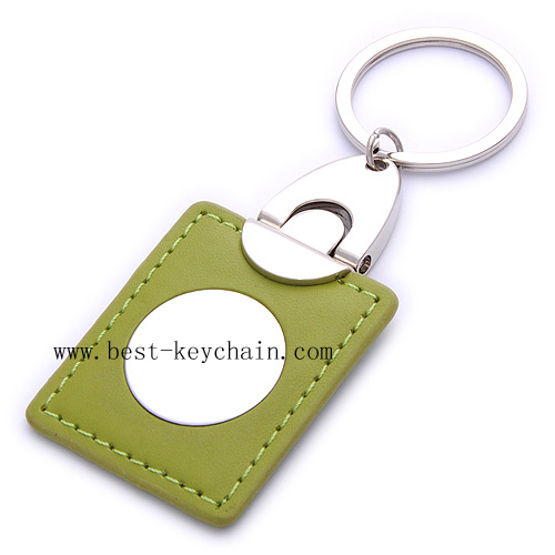 LEAHTER KEYHOLDER IN GREEN COLOR