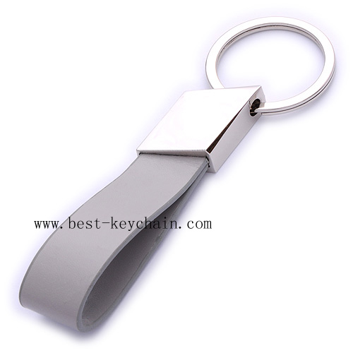 HIGHT QUALITY METAL AND LEATHER KEYCHAIN
