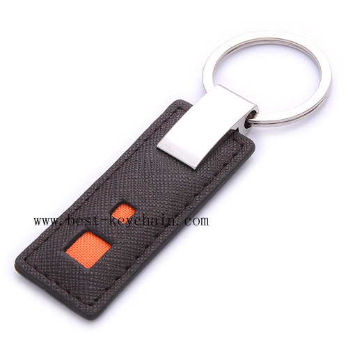 LEATHER KEYCHAIN WITH CLIENT DESIGN