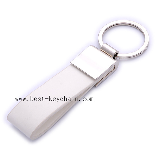 WHITE COLOR PU AND METAL KEYRING