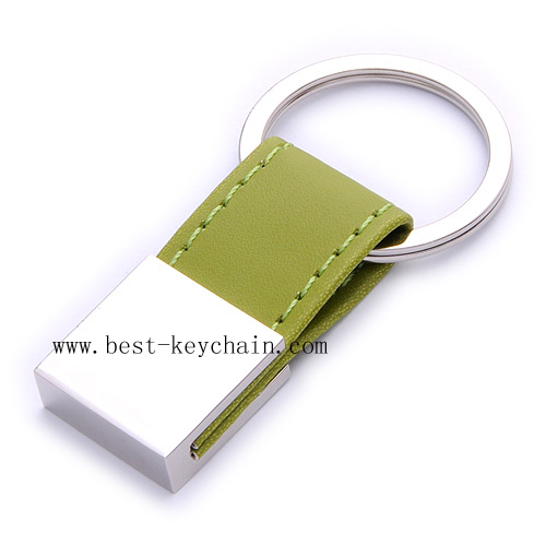 SQUARE SHAPE LOGO KEYCHAIN