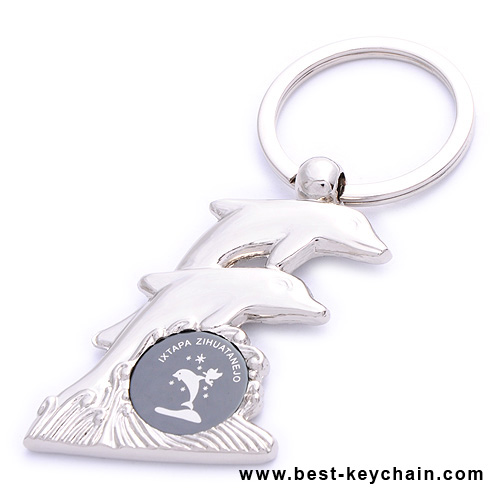 souvenir dolphin keychain cancun